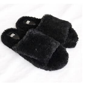 Nordstrom Slip On Slides Black Faux Fur Fuzzy Cozy Women's Slippers 11-12 New
